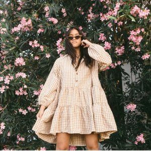 The Lullaby Club Avalon Smock Dress — Caramel Gingham M/L